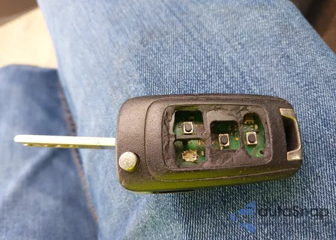 2012 Chevrolet Cruze Ls z USA, uszkodzony, nr VIN 1G1PC5SH3C7284007